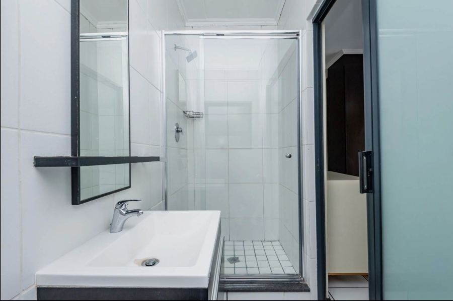 2 Bedroom Property for Sale in Greenstone Hill Gauteng