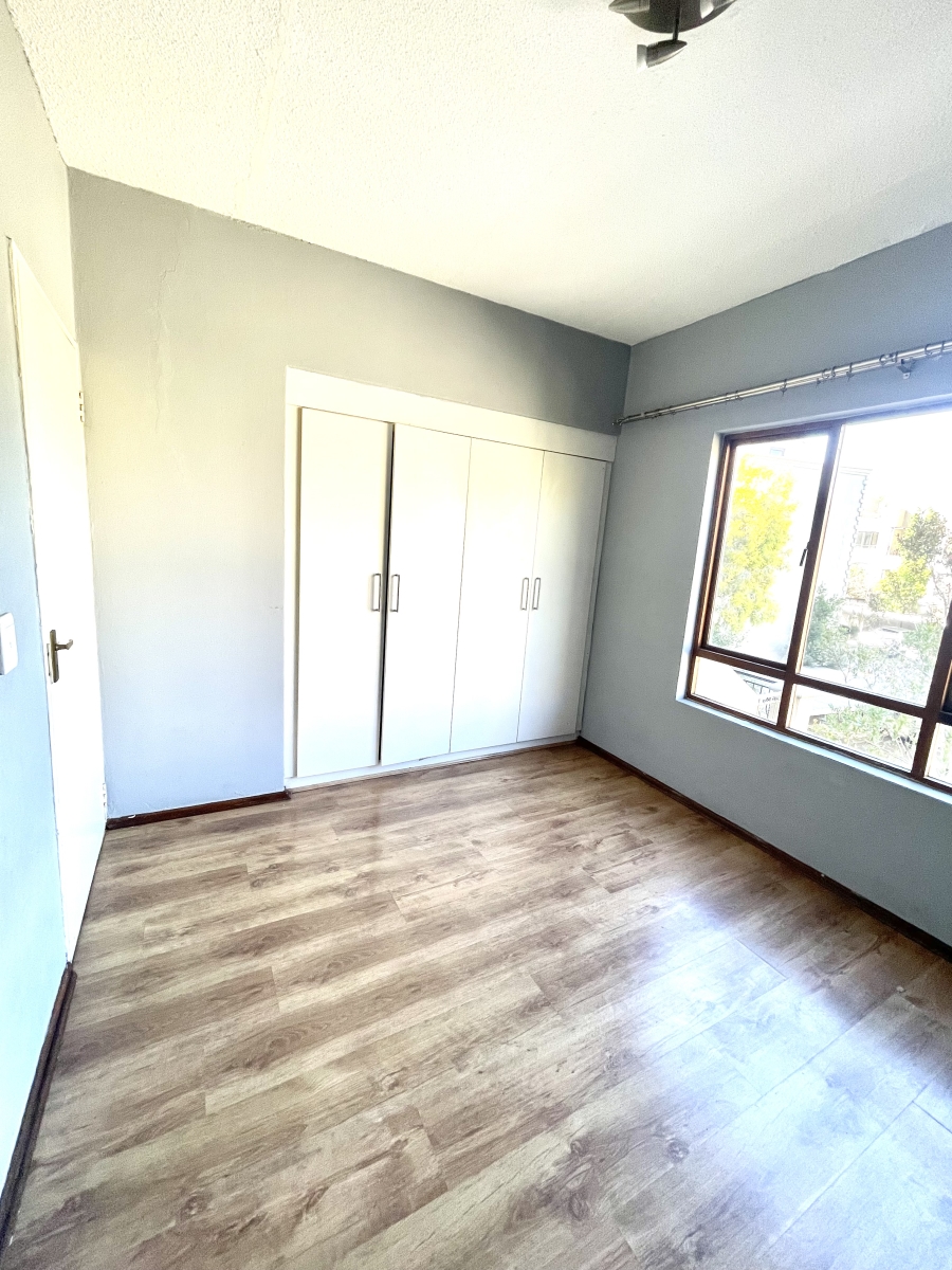 2 Bedroom Property for Sale in Lonehill Gauteng