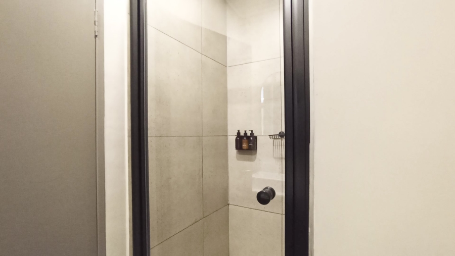 1 Bedroom Property for Sale in Sandton Central Gauteng