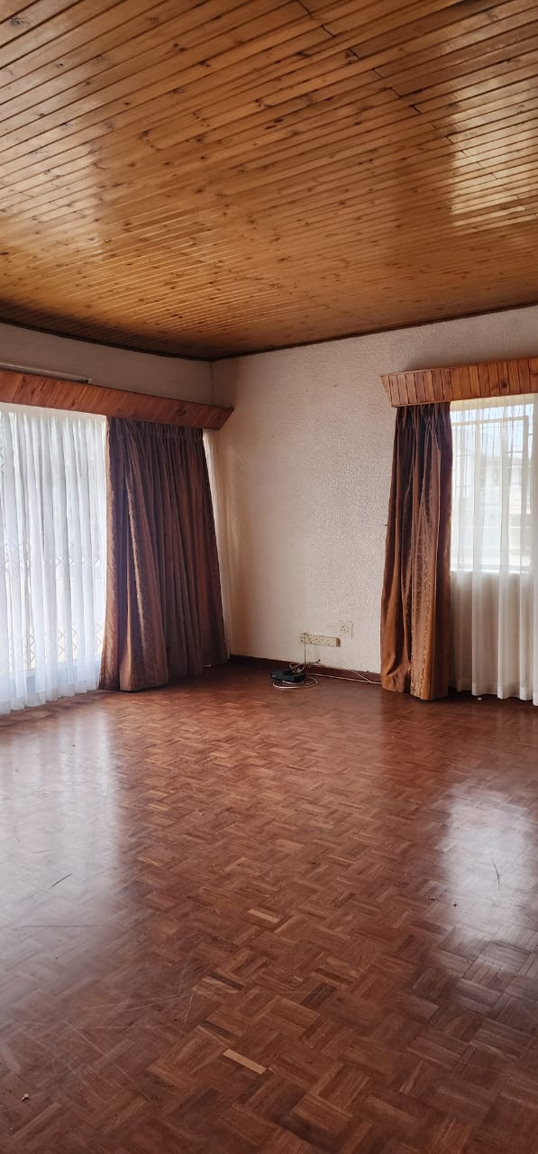 To Let 4 Bedroom Property for Rent in Laudium Gauteng