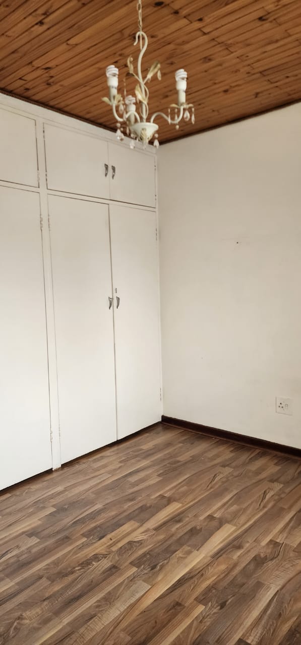 To Let 4 Bedroom Property for Rent in Laudium Gauteng