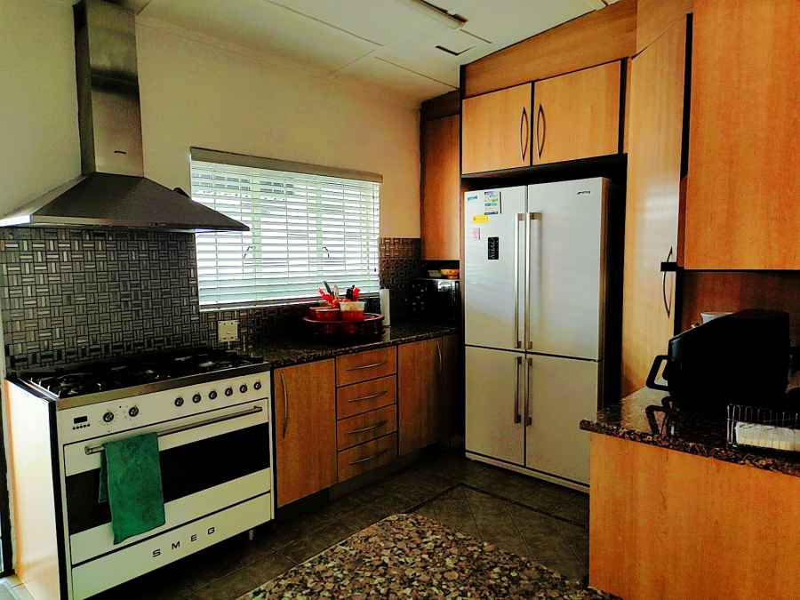 3 Bedroom Property for Sale in Clubview Gauteng