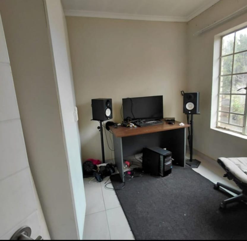 3 Bedroom Property for Sale in Heuwelsig Estate Gauteng