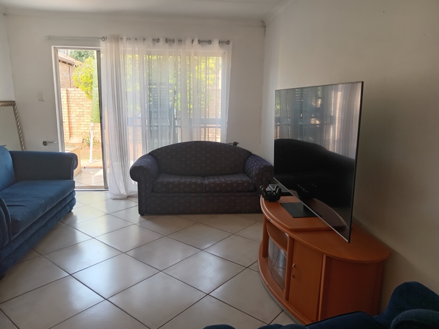 3 Bedroom Property for Sale in Honeydew Ridge Gauteng
