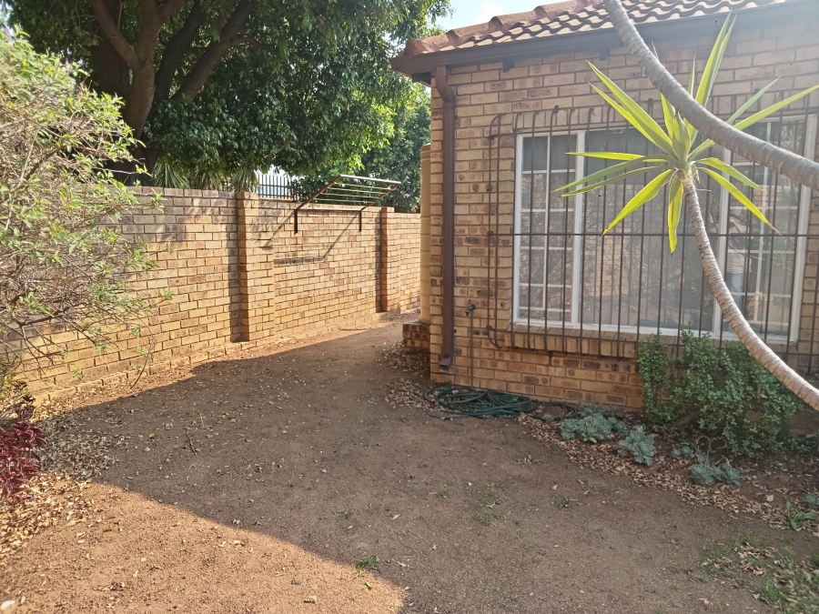 3 Bedroom Property for Sale in Honeydew Ridge Gauteng