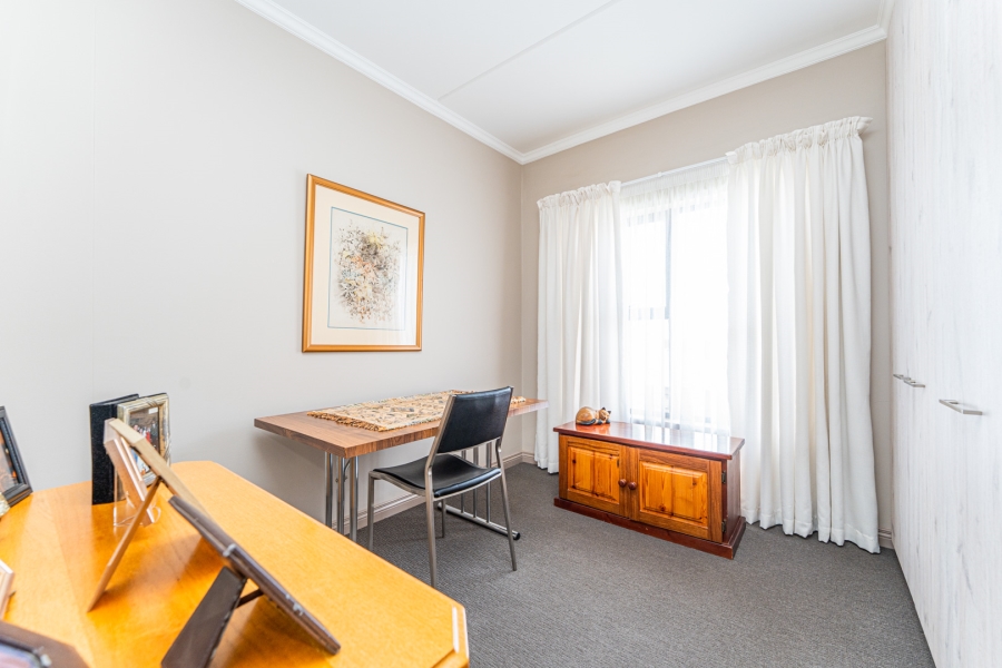 2 Bedroom Property for Sale in North Riding AH Gauteng