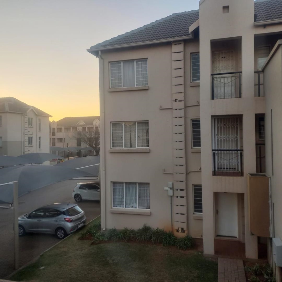 2 Bedroom Property for Sale in Klippoortje Gauteng
