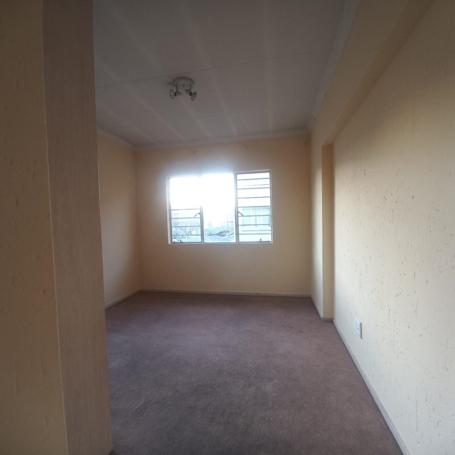 2 Bedroom Property for Sale in Klippoortje Gauteng