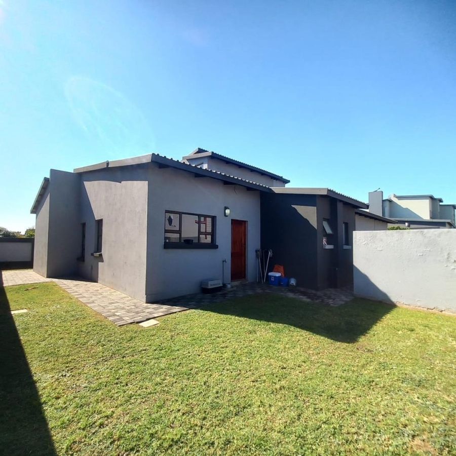4 Bedroom Property for Sale in Derdepoort Gauteng