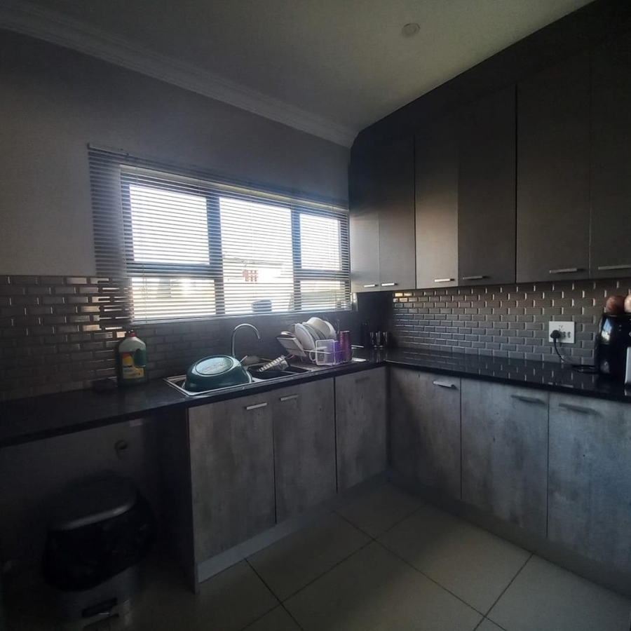 4 Bedroom Property for Sale in Derdepoort Gauteng