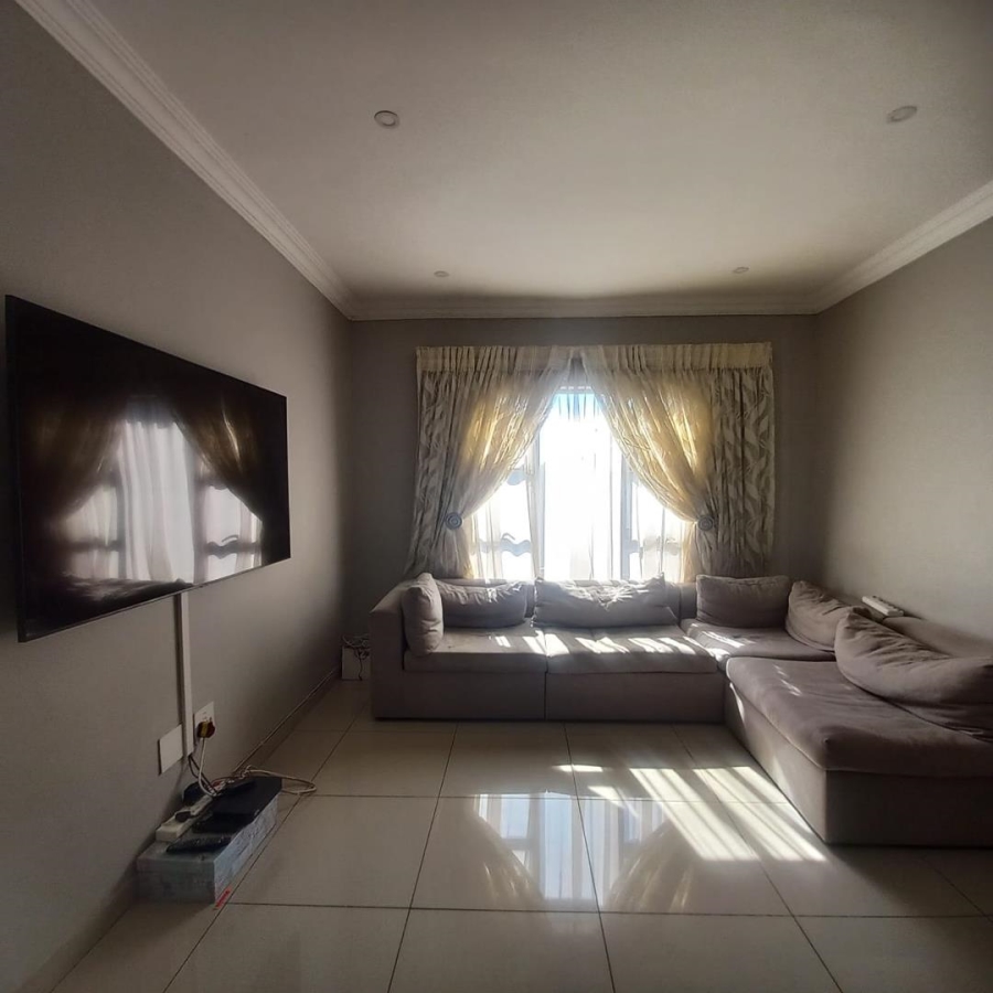 4 Bedroom Property for Sale in Derdepoort Gauteng