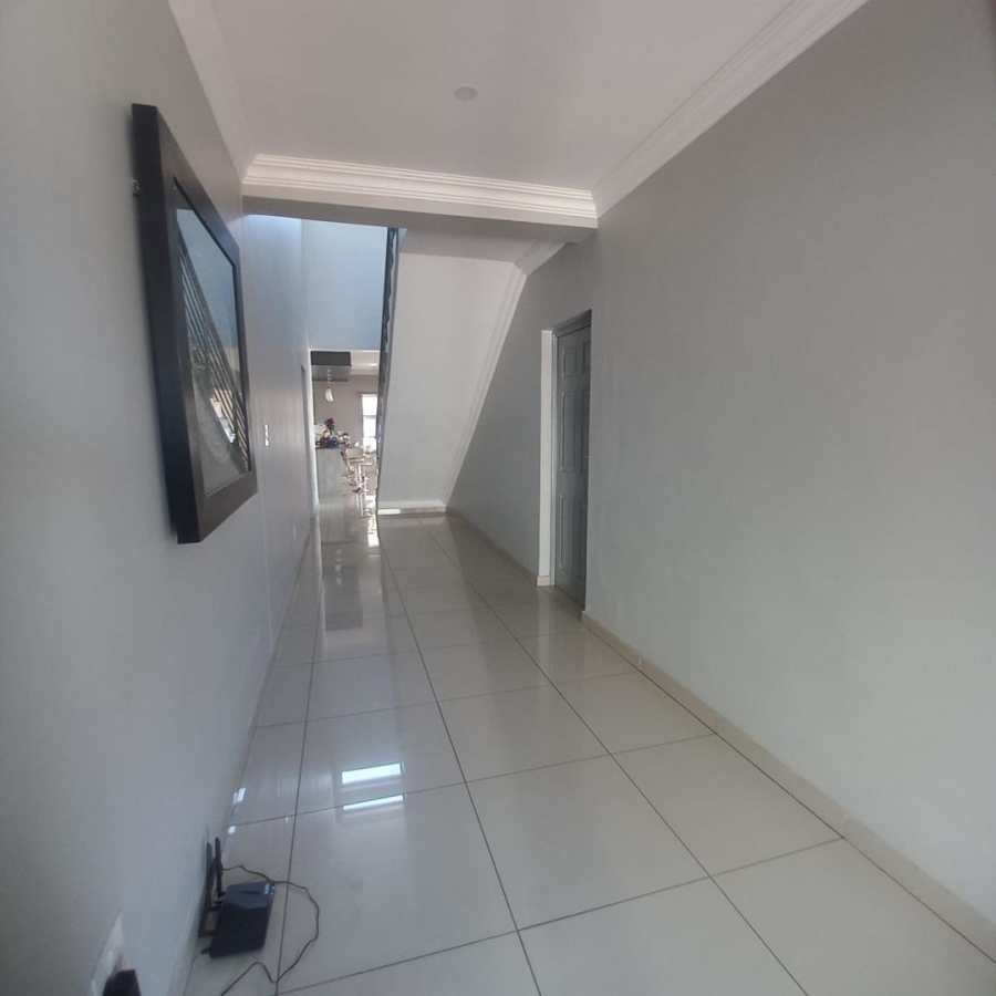 4 Bedroom Property for Sale in Derdepoort Gauteng