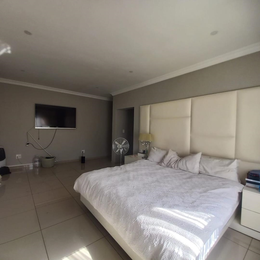 4 Bedroom Property for Sale in Derdepoort Gauteng