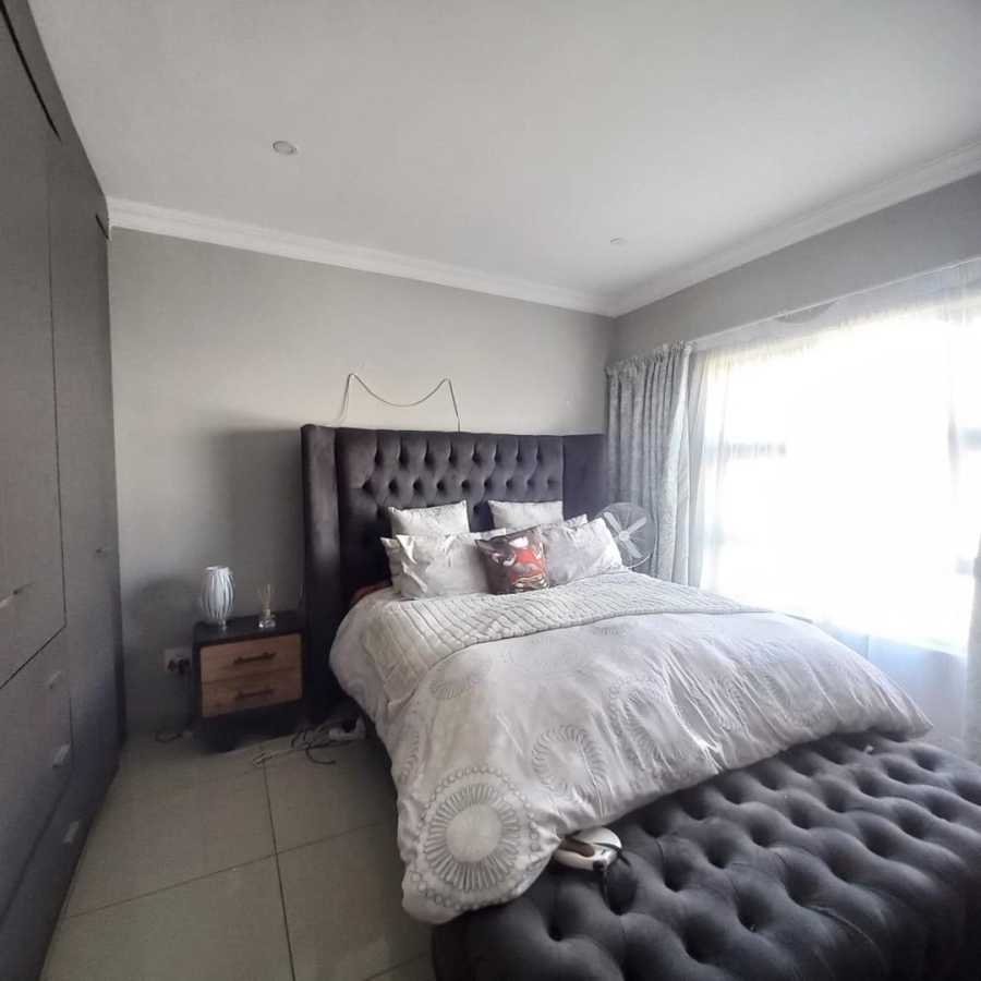 4 Bedroom Property for Sale in Derdepoort Gauteng