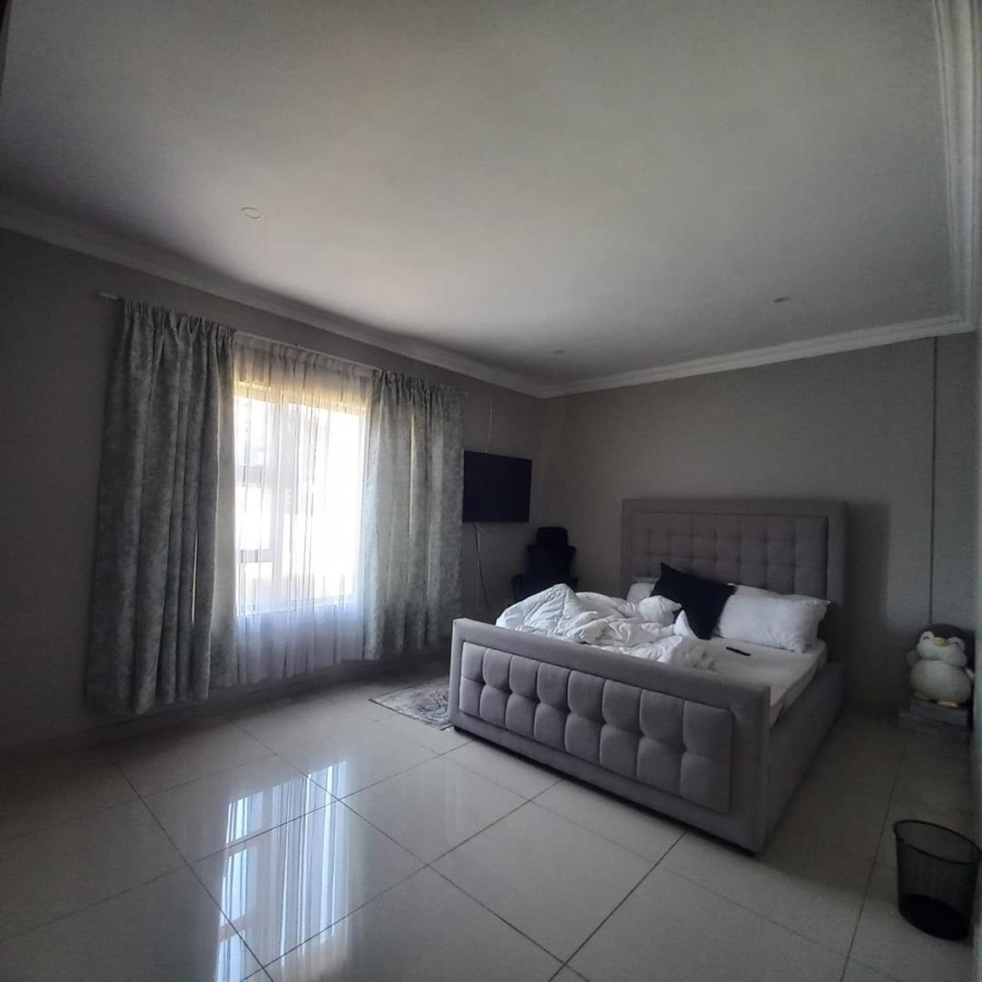 4 Bedroom Property for Sale in Derdepoort Gauteng