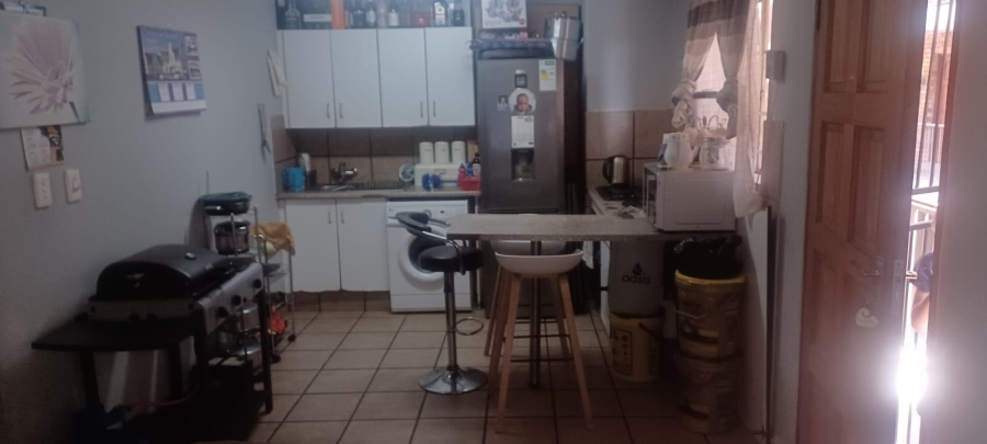 2 Bedroom Property for Sale in Kempton Park Central Gauteng