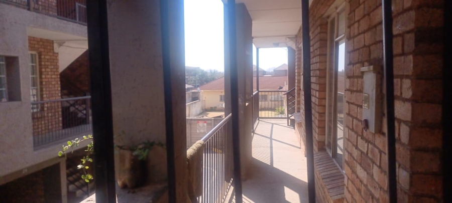 2 Bedroom Property for Sale in Kempton Park Central Gauteng