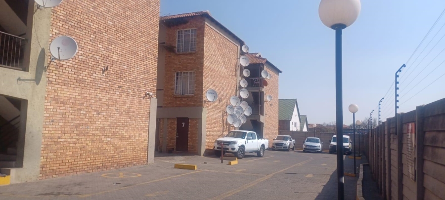 2 Bedroom Property for Sale in Kempton Park Central Gauteng