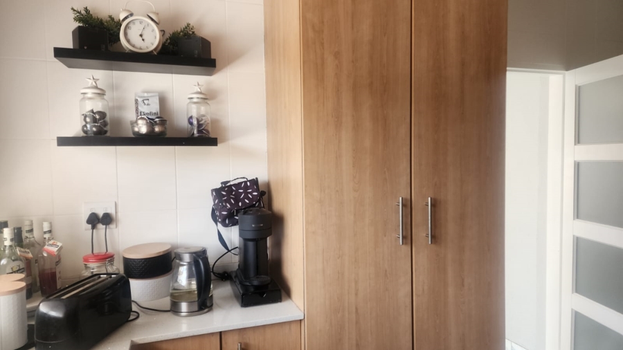 To Let 4 Bedroom Property for Rent in Parkrand Gauteng