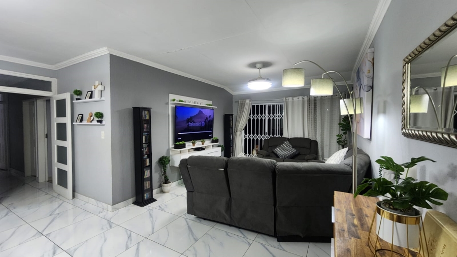 To Let 4 Bedroom Property for Rent in Parkrand Gauteng