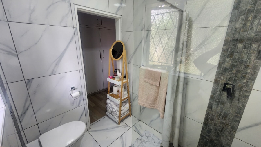 To Let 4 Bedroom Property for Rent in Parkrand Gauteng