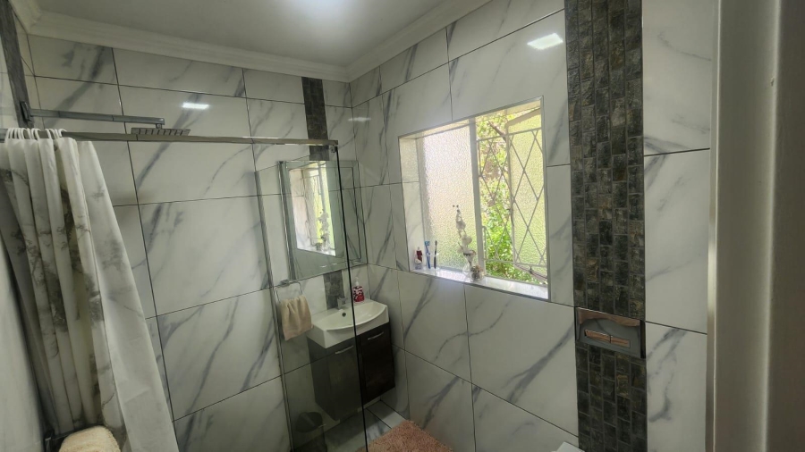 To Let 4 Bedroom Property for Rent in Parkrand Gauteng