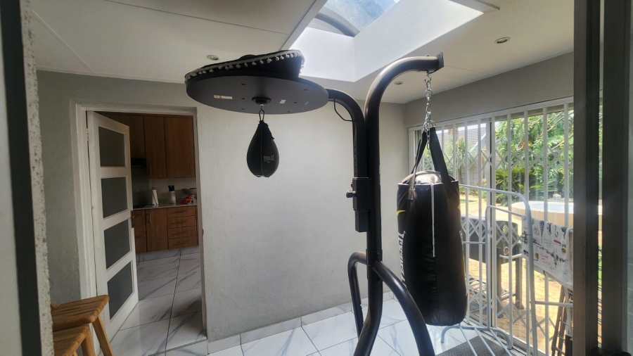 To Let 4 Bedroom Property for Rent in Parkrand Gauteng