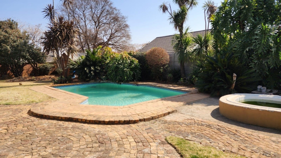 To Let 4 Bedroom Property for Rent in Parkrand Gauteng