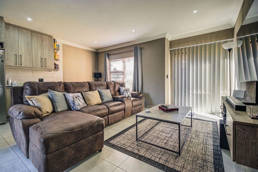 2 Bedroom Property for Sale in Bartlett Gauteng