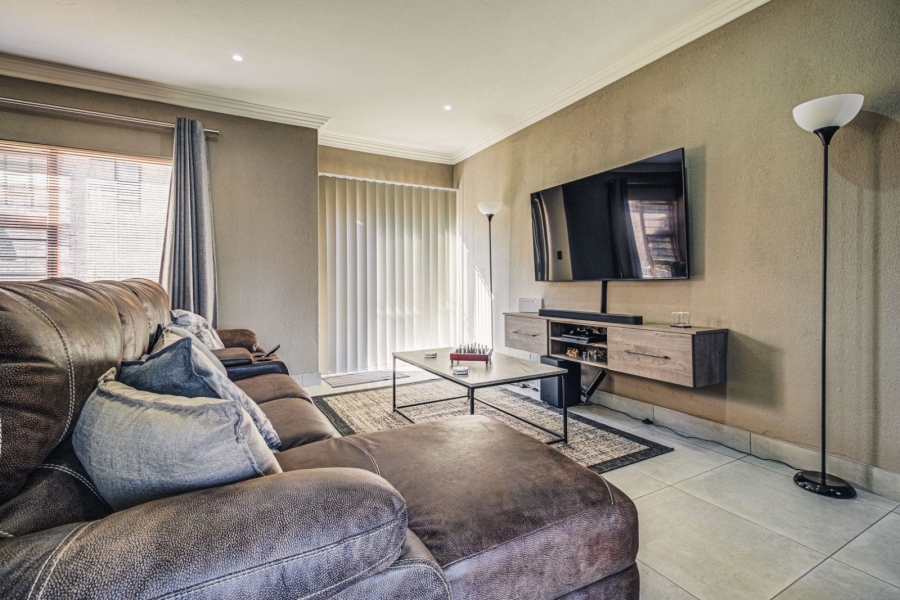 2 Bedroom Property for Sale in Bartlett Gauteng