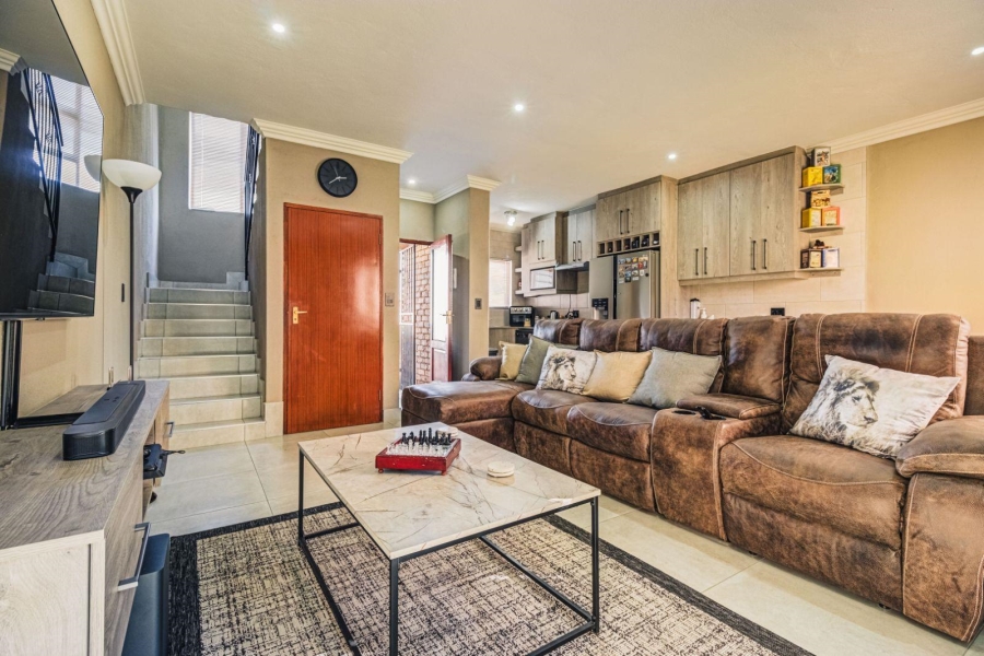 2 Bedroom Property for Sale in Bartlett Gauteng