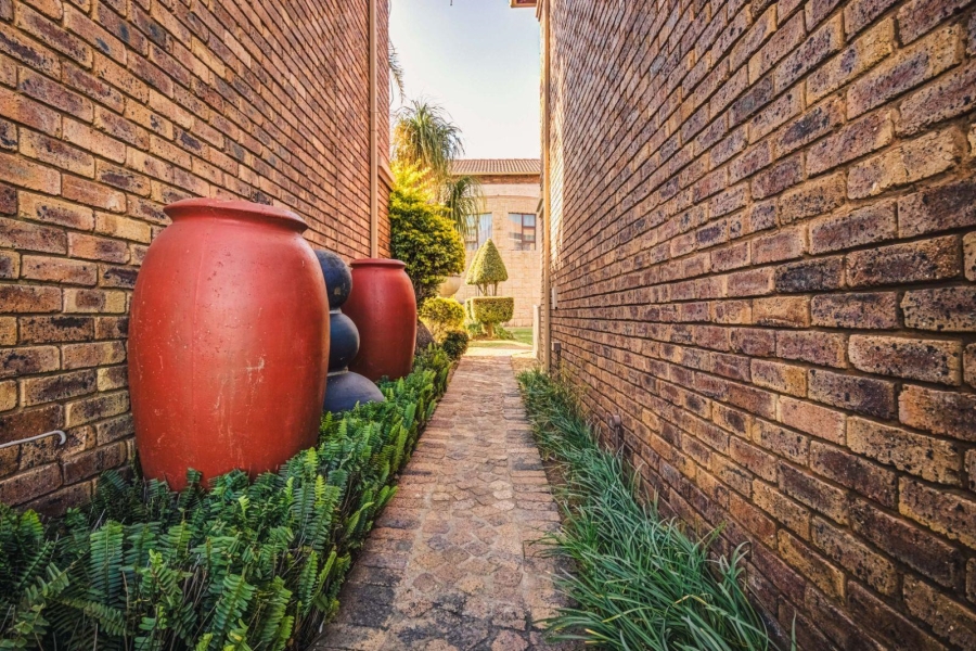 2 Bedroom Property for Sale in Bartlett Gauteng