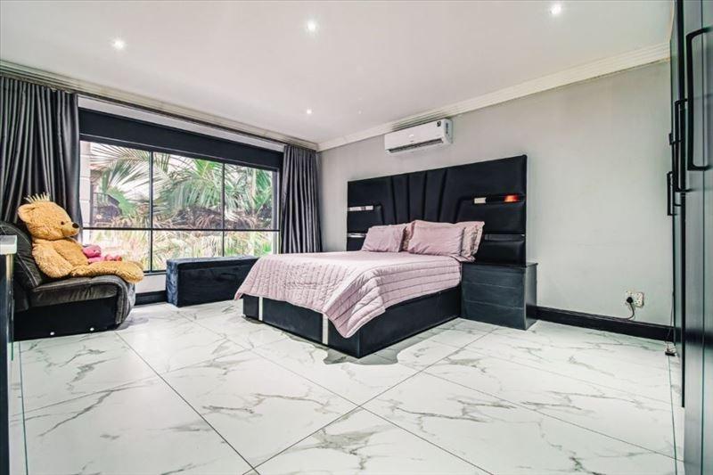 4 Bedroom Property for Sale in Beyers Park Gauteng