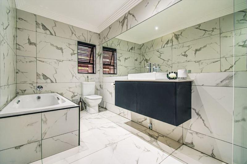 4 Bedroom Property for Sale in Beyers Park Gauteng