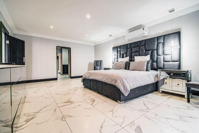 4 Bedroom Property for Sale in Beyers Park Gauteng