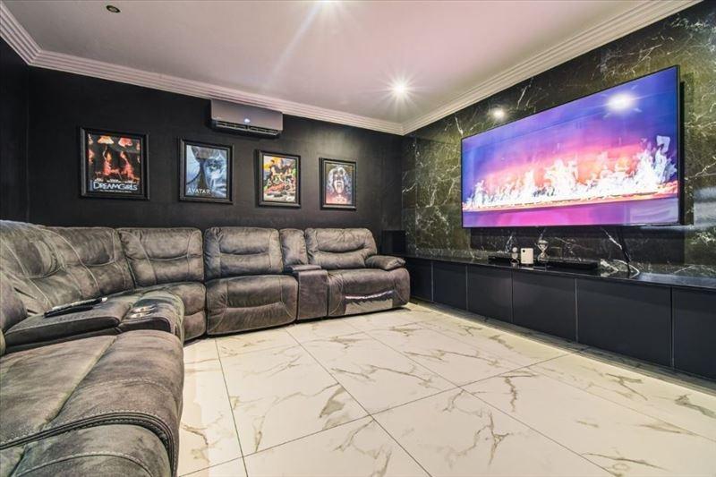 4 Bedroom Property for Sale in Beyers Park Gauteng