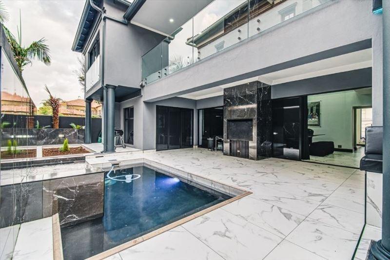 4 Bedroom Property for Sale in Beyers Park Gauteng