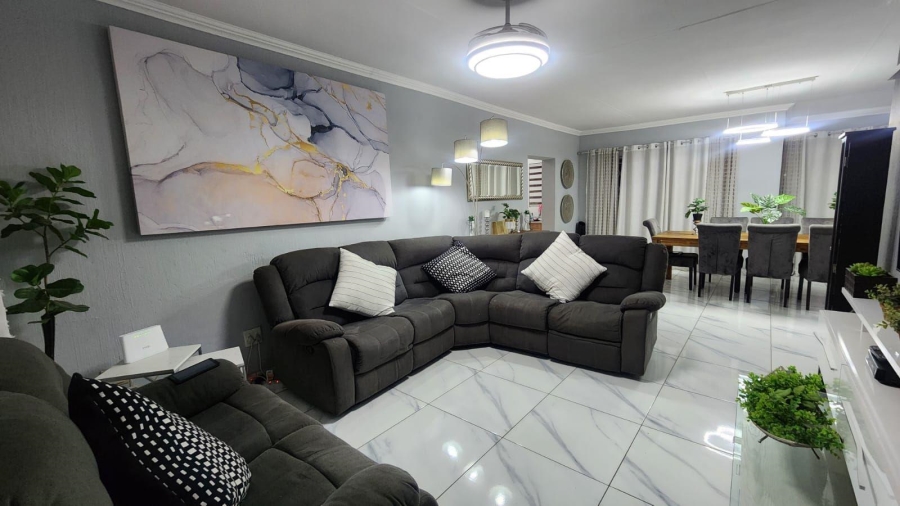 4 Bedroom Property for Sale in Parkrand Gauteng