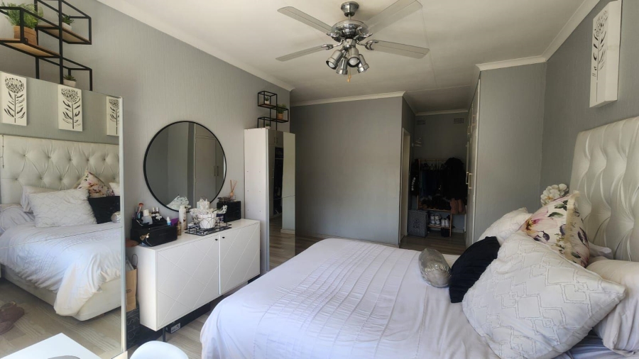 4 Bedroom Property for Sale in Parkrand Gauteng