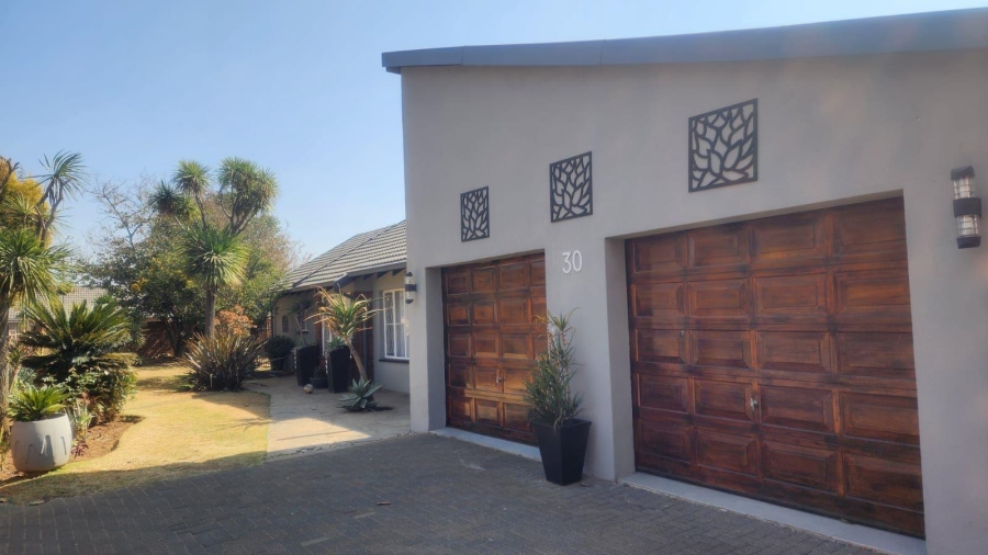4 Bedroom Property for Sale in Parkrand Gauteng