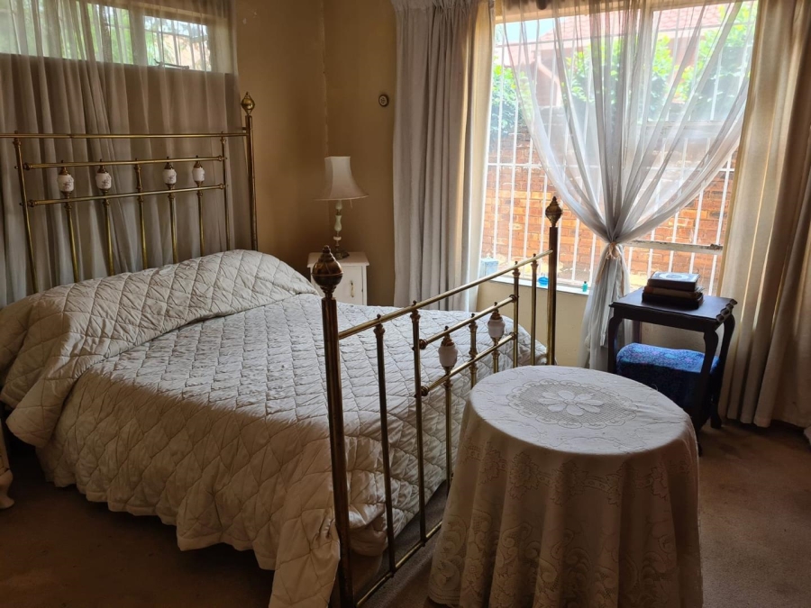 3 Bedroom Property for Sale in Dunnottar Gauteng