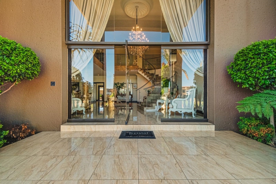 7 Bedroom Property for Sale in Helderwyk Gauteng