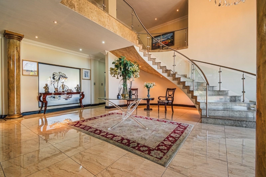 7 Bedroom Property for Sale in Helderwyk Gauteng