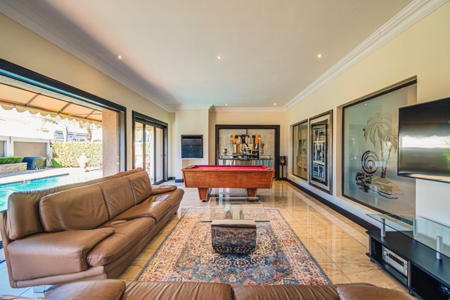 7 Bedroom Property for Sale in Helderwyk Gauteng