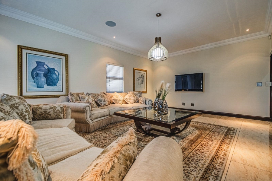 7 Bedroom Property for Sale in Helderwyk Gauteng