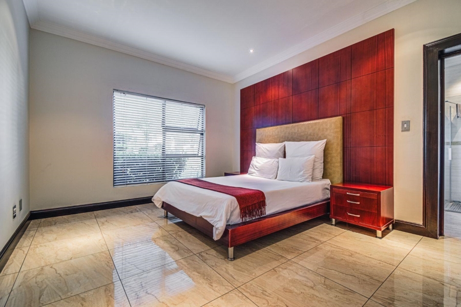 7 Bedroom Property for Sale in Helderwyk Gauteng