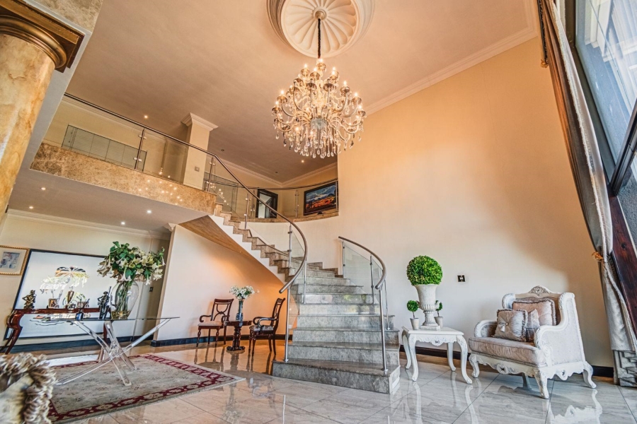 7 Bedroom Property for Sale in Helderwyk Gauteng