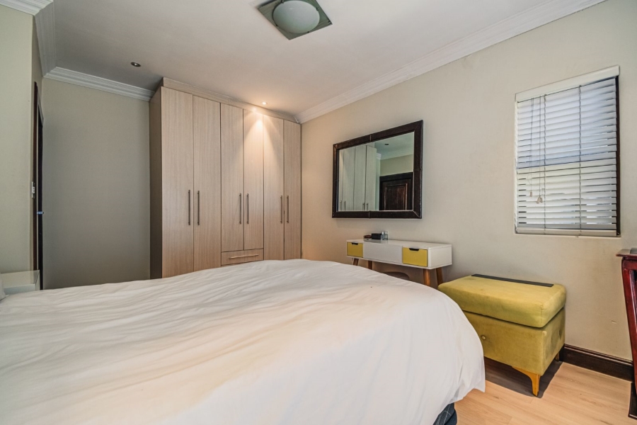 7 Bedroom Property for Sale in Helderwyk Gauteng