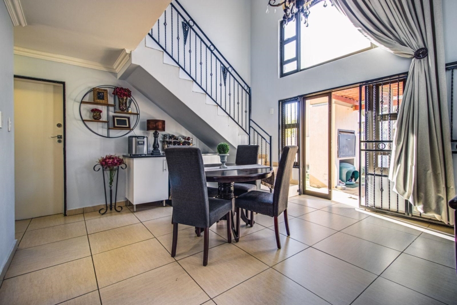 2 Bedroom Property for Sale in Glen Marais Gauteng