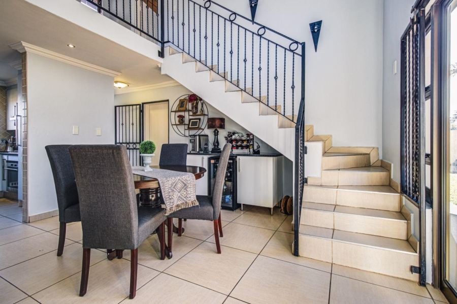 2 Bedroom Property for Sale in Glen Marais Gauteng